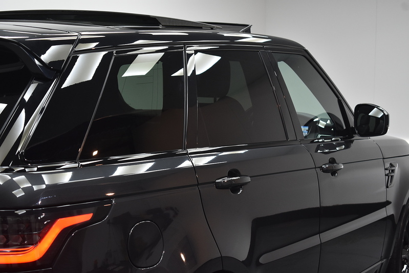 Land Rover Range Rover Sport P400e HSE Dynamic Black - U6060