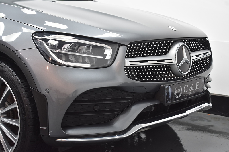 Mercedes-Benz GLC GLC220d AMG Line - U6063