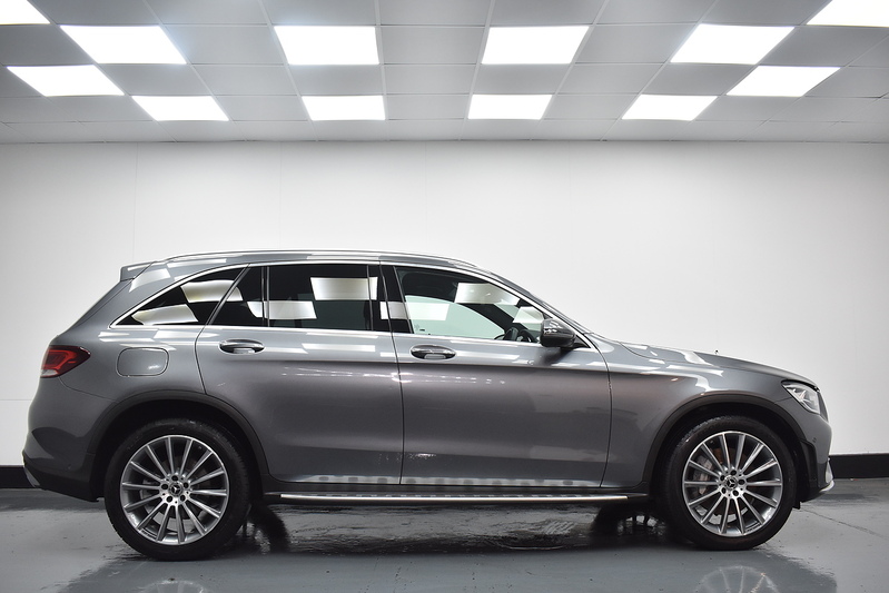 Mercedes-Benz GLC GLC220d AMG Line - U6063