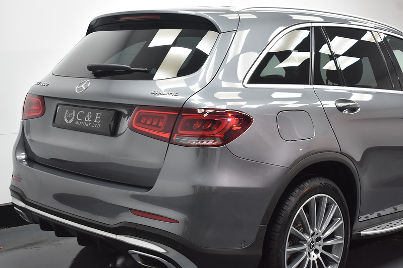 Mercedes-Benz GLC GLC220d AMG Line - U6063