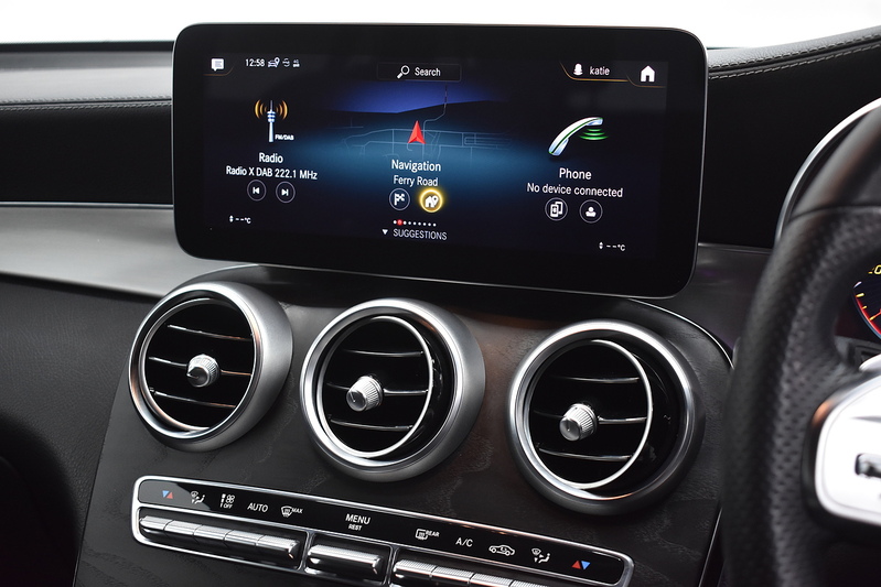 Mercedes-Benz GLC GLC220d AMG Line - U6063