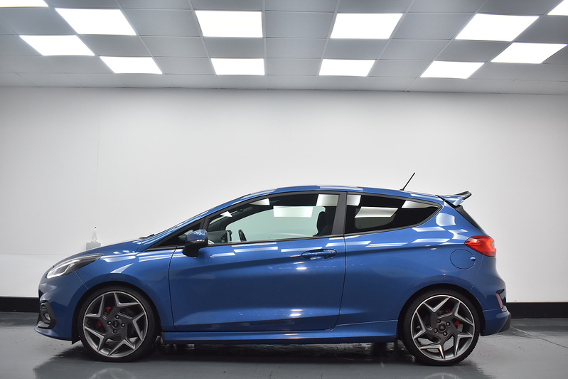 Ford Fiesta T EcoBoost ST-2 - U6066