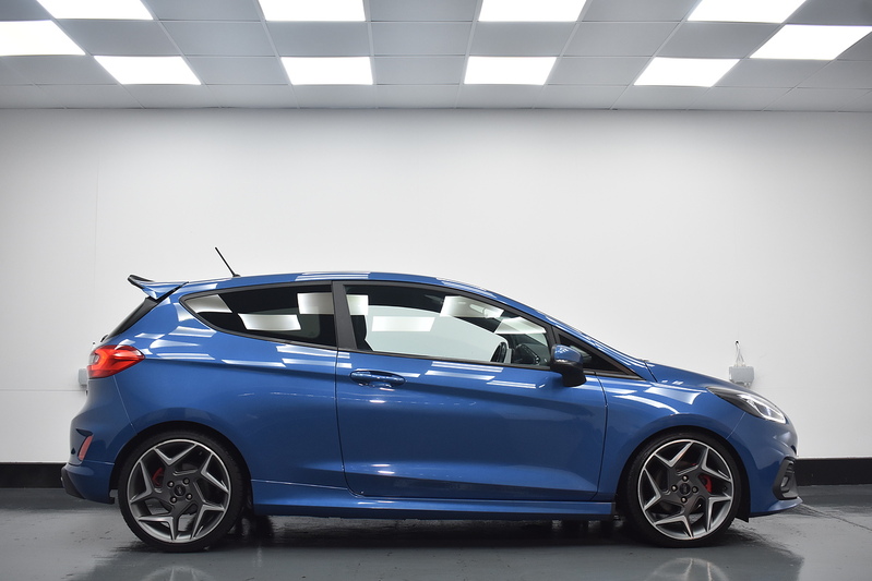 Ford Fiesta T EcoBoost ST-2 - U6066