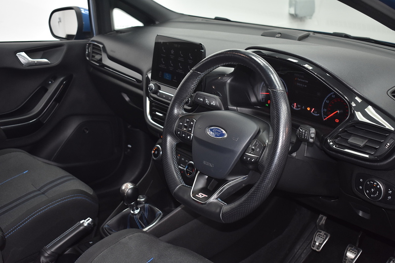 Ford Fiesta T EcoBoost ST-2 - U6066