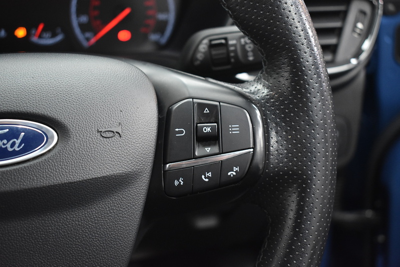 Ford Fiesta T EcoBoost ST-2 - U6066