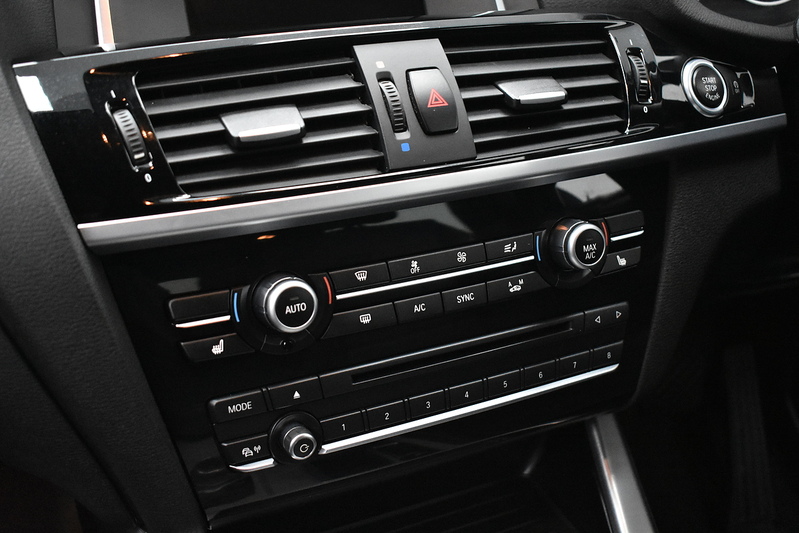 BMW X3 20d M Sport - U6068