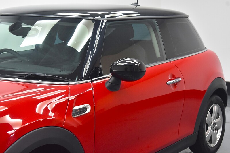 MINI Hatch Cooper Classic - U6075