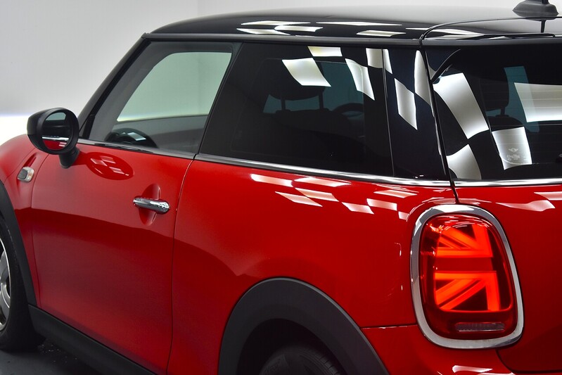 MINI Hatch Cooper Classic - U6075