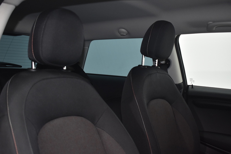 MINI Hatch Cooper Classic - U6075