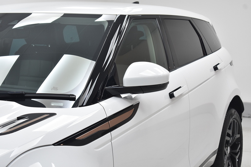 Land Rover Range Rover Evoque D150 R-Dynamic S - U6076