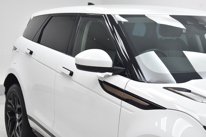 Land Rover Range Rover Evoque D150 R-Dynamic S - U6076