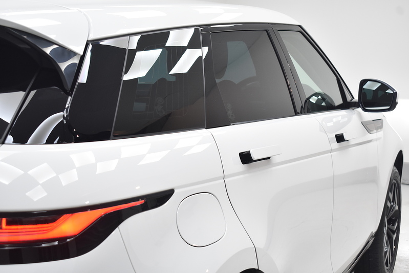 Land Rover Range Rover Evoque D150 R-Dynamic S - U6076