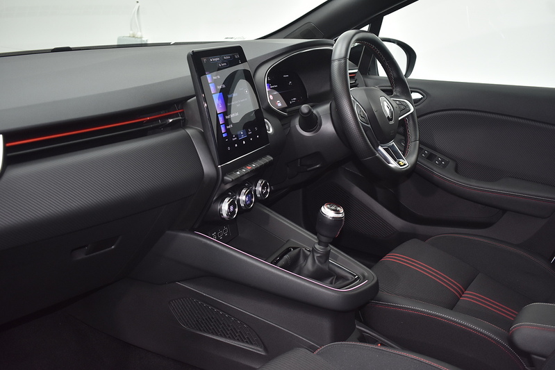 Renault Clio TCe RS Line - U6077