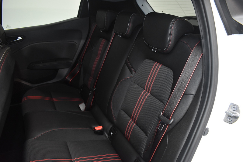 Renault Clio TCe RS Line - U6077