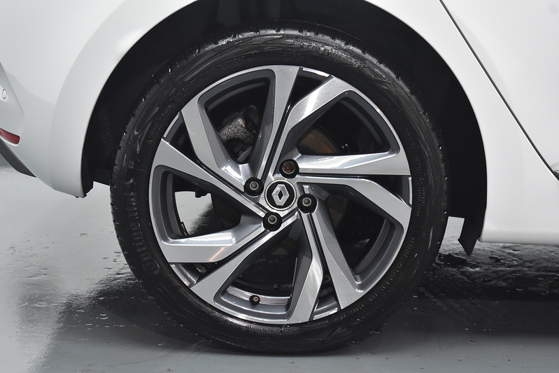 Renault Clio TCe RS Line - U6077