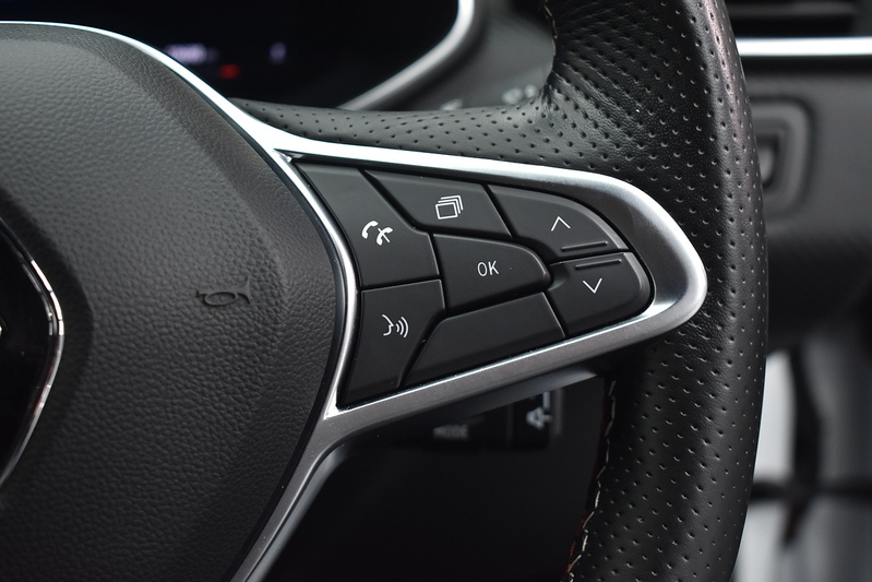 Renault Clio TCe RS Line - U6077