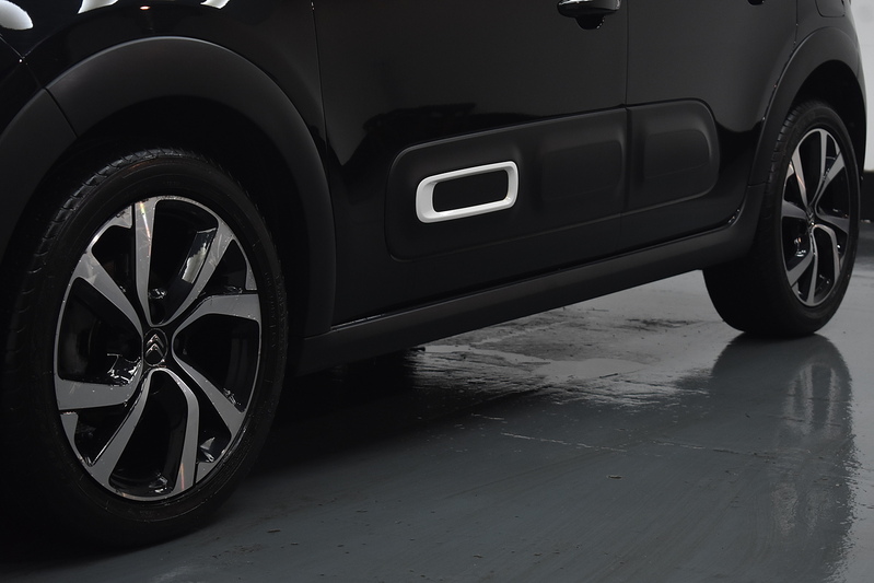 Citroen C3 PureTech Shine Plus - U6080