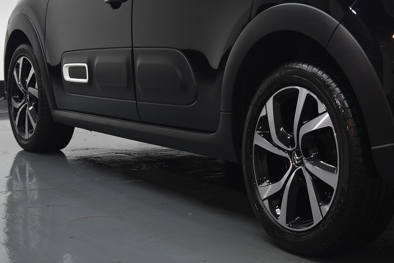 Citroen C3 PureTech Shine Plus - U6080