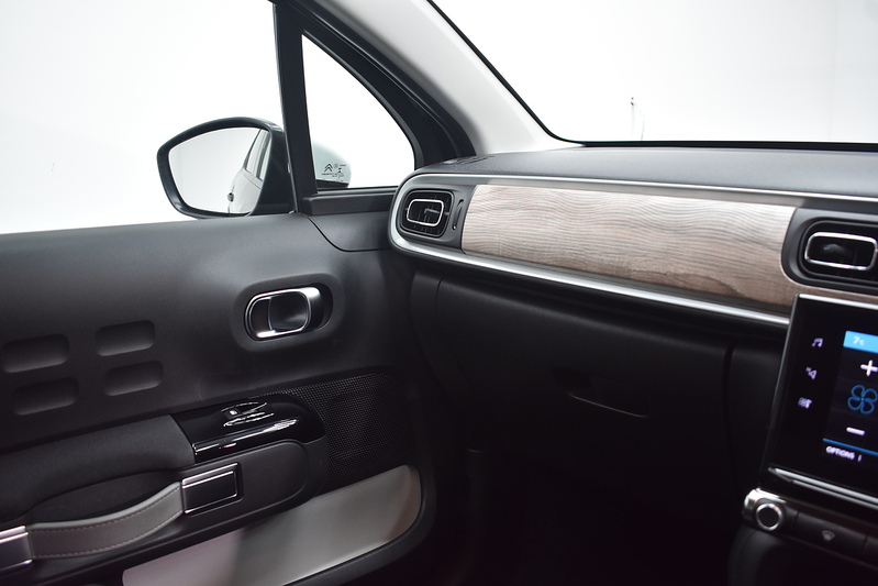 Citroen C3 PureTech Shine Plus - U6080