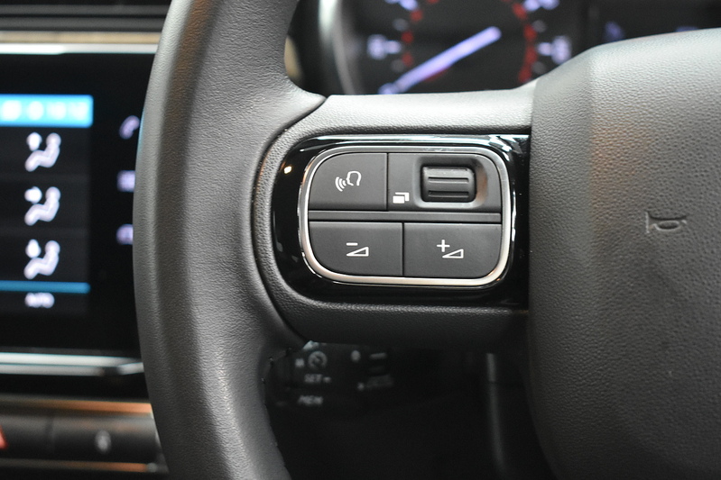 Citroen C3 PureTech Shine Plus - U6080