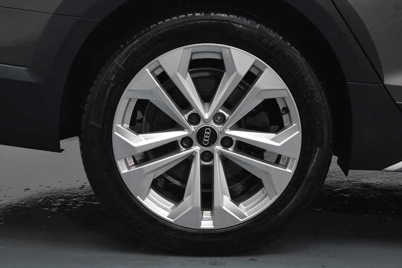 Audi A4 Allroad TDI Sport - U6087