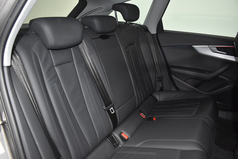 Audi A4 Allroad TDI Sport - U6087