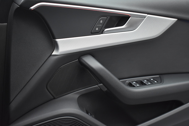 Audi A4 Allroad TDI Sport - U6087