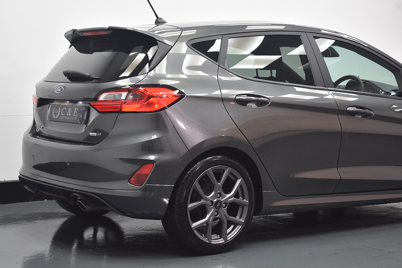 Ford Fiesta T EcoBoost MHEV ST-Line Edition - U6090