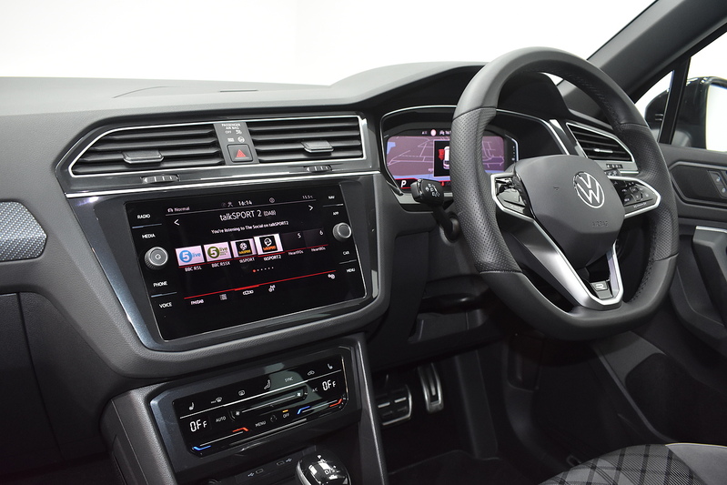 Volkswagen Tiguan TSI R-Line - U6091