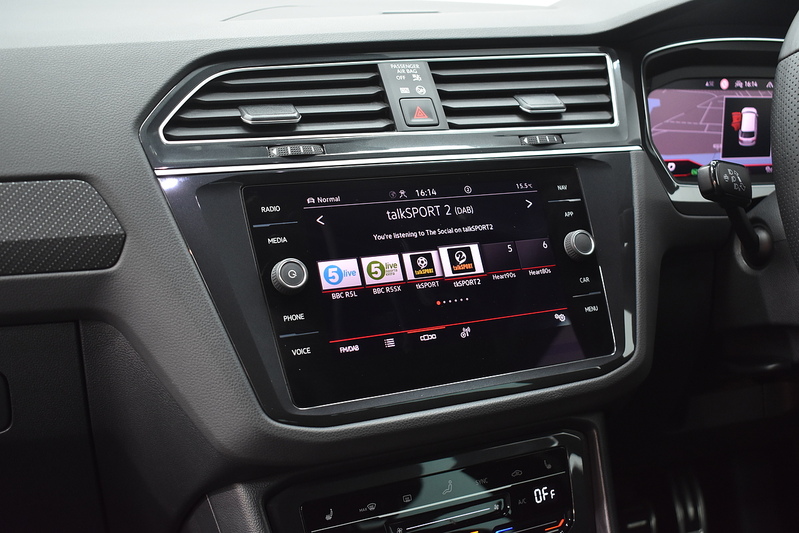 Volkswagen Tiguan TSI R-Line - U6091