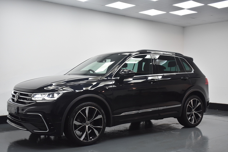 Volkswagen Tiguan TSI R-Line - U6091