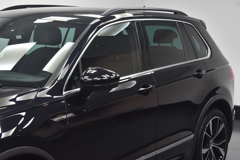 Volkswagen Tiguan TSI R-Line - U6091