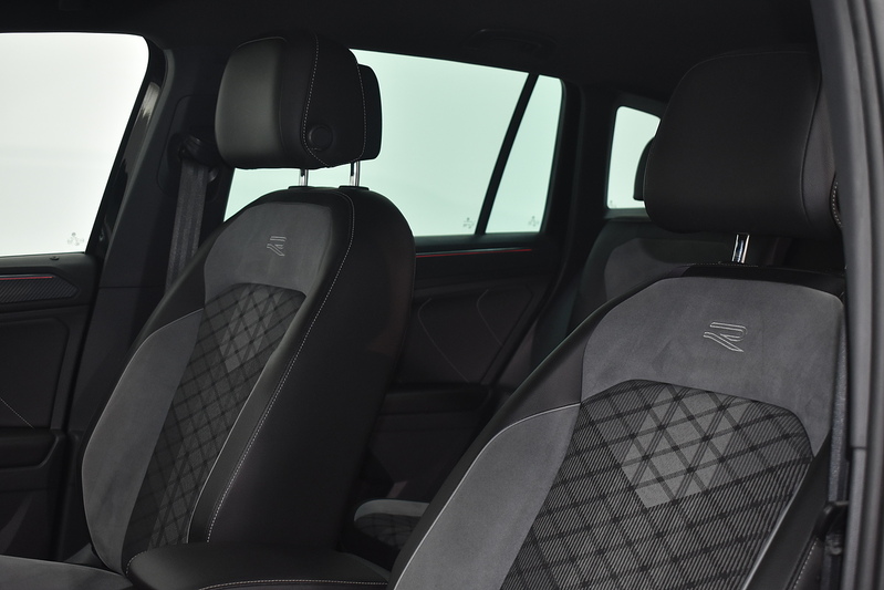 Volkswagen Tiguan TSI R-Line - U6091