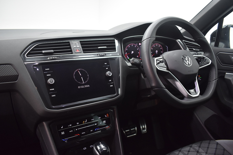Volkswagen Tiguan TSI R-Line - U6091