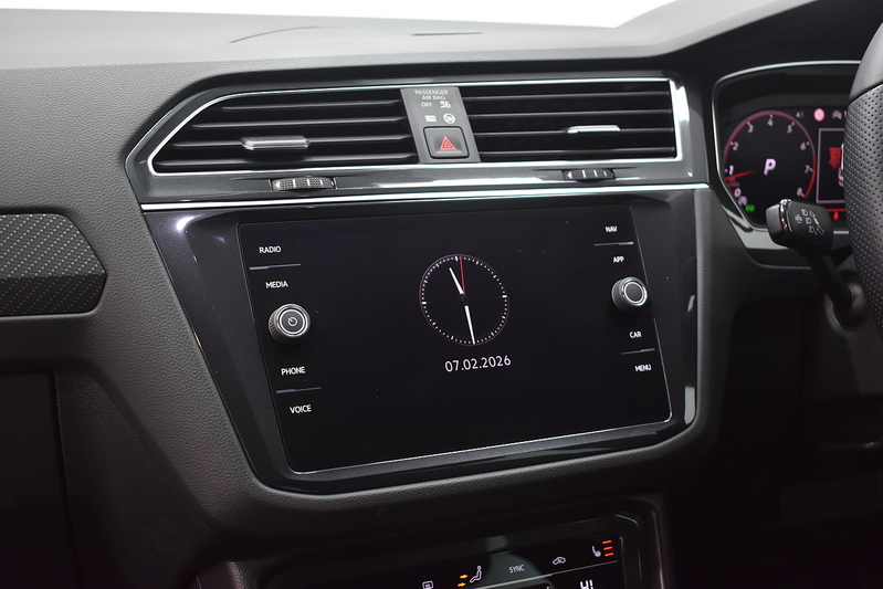 Volkswagen Tiguan TSI R-Line - U6091