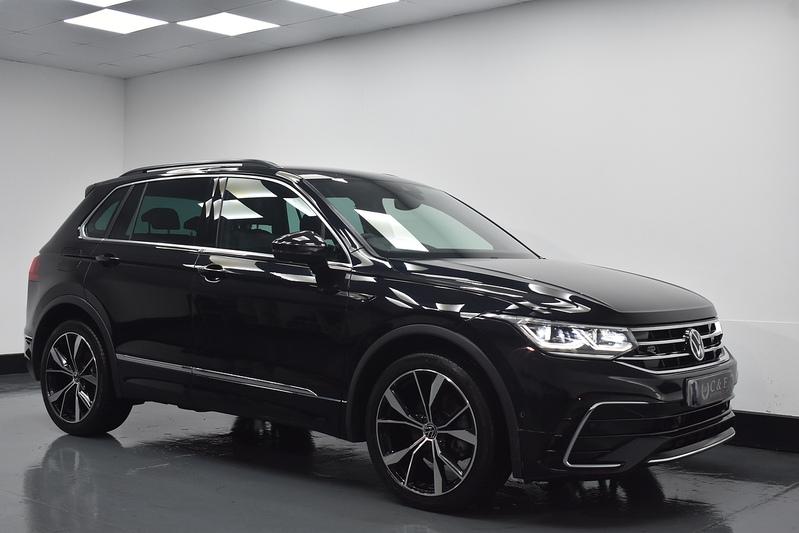 Volkswagen Tiguan TSI R-Line - U6091