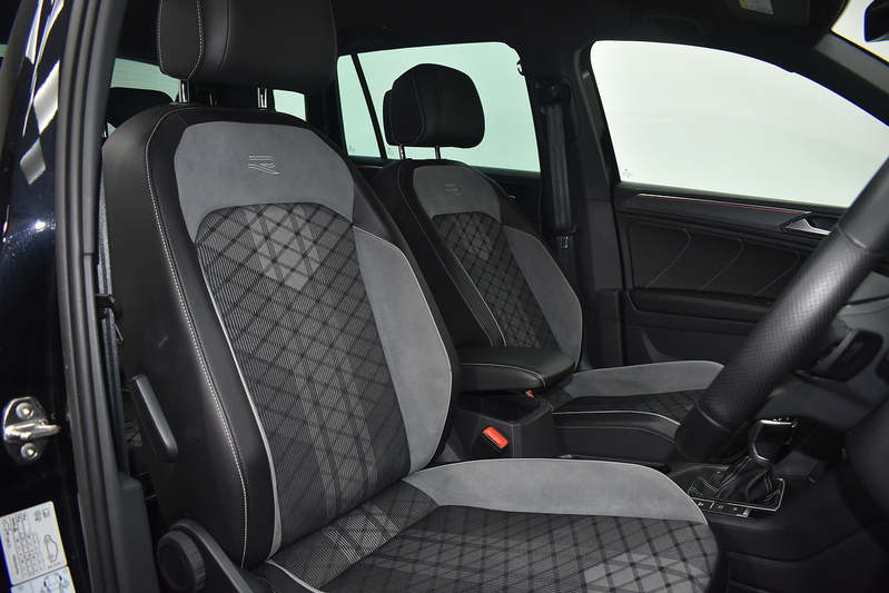 Volkswagen Tiguan TSI R-Line - U6091