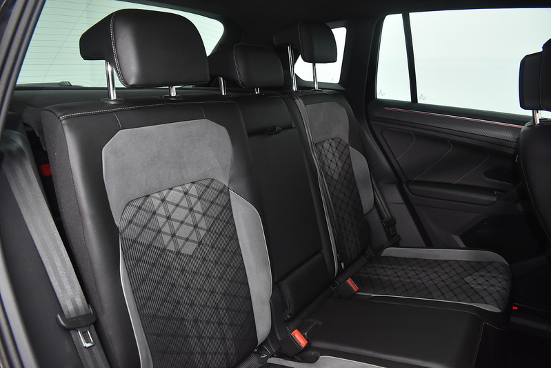 Volkswagen Tiguan TSI R-Line - U6091