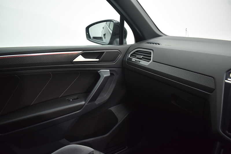 Volkswagen Tiguan TSI R-Line - U6091