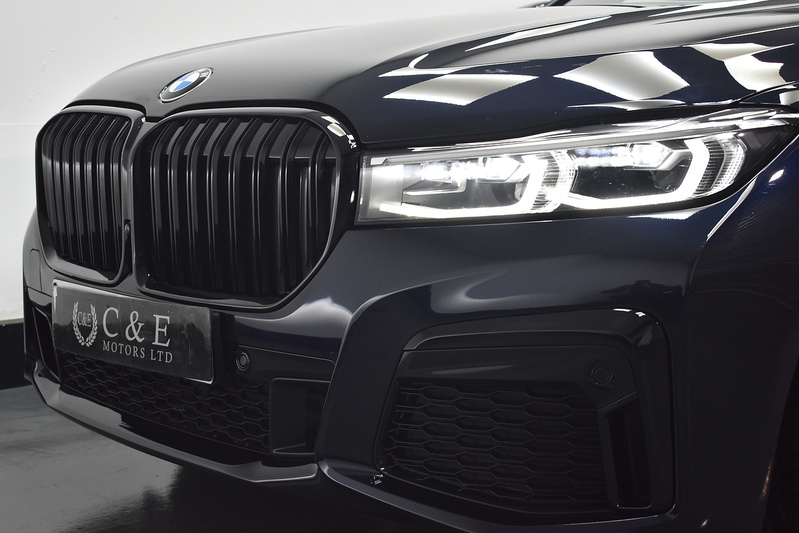 BMW 7 Series 730d MHT M Sport - U6094
