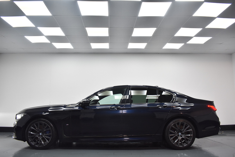 BMW 7 Series 730d MHT M Sport - U6094