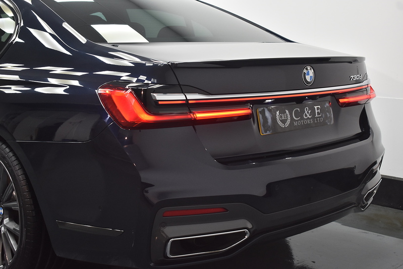 BMW 7 Series 730d MHT M Sport - U6094