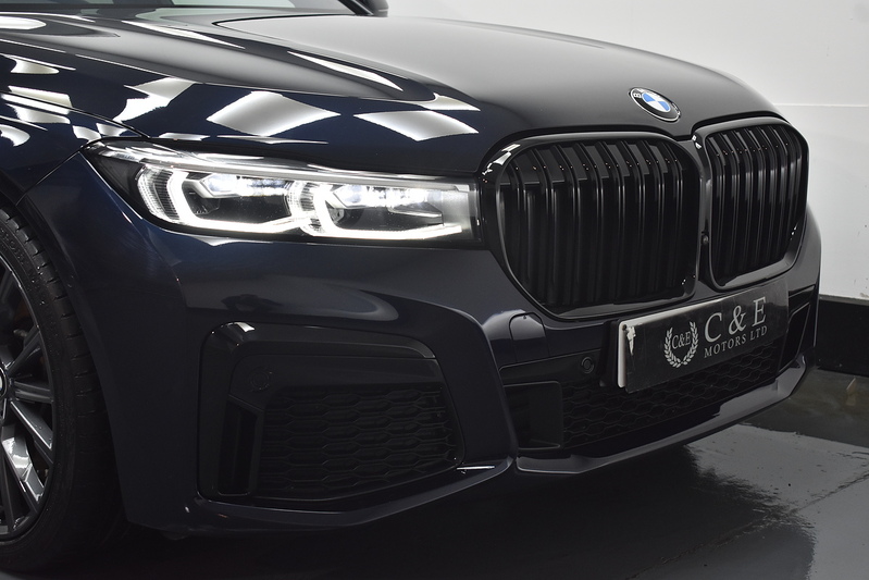 BMW 7 Series 730d MHT M Sport - U6094
