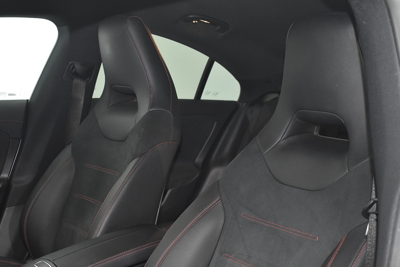 Mercedes-Benz CLA CLA200h MHEV AMG Line - U6095