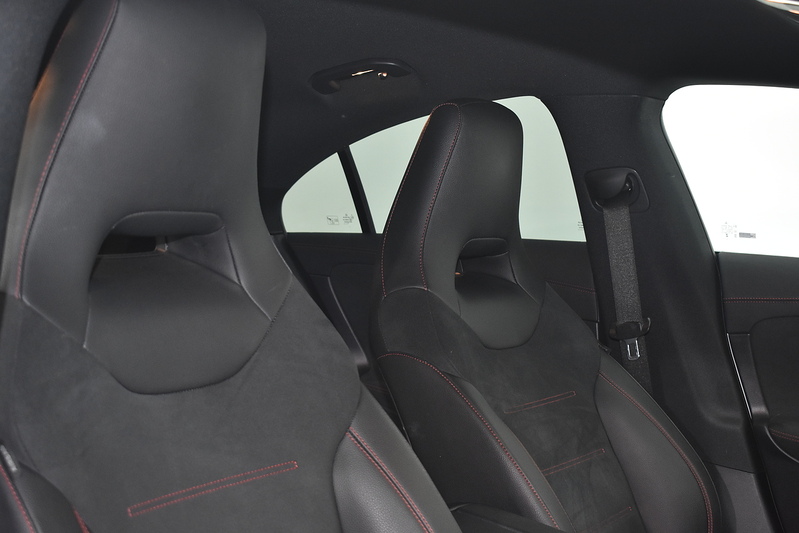 Mercedes-Benz CLA CLA200h MHEV AMG Line - U6095