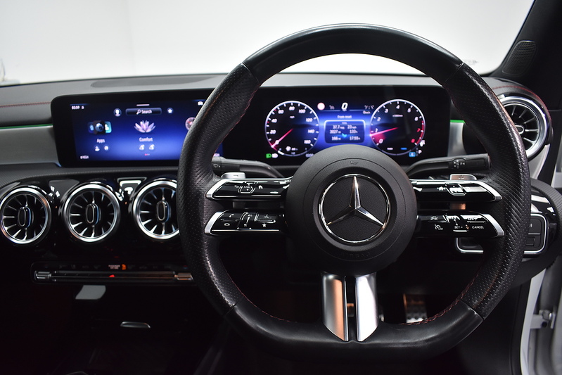 Mercedes-Benz CLA CLA200h MHEV AMG Line - U6095