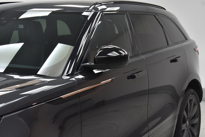 Land Rover Range Rover Velar D240 R-Dynamic HSE - U6096