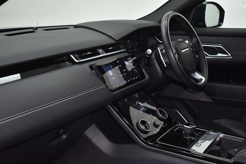 Land Rover Range Rover Velar D240 R-Dynamic HSE - U6096