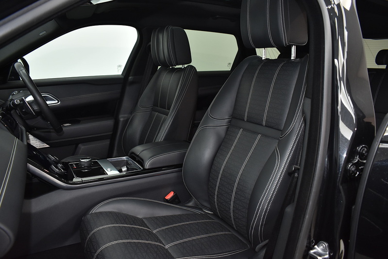 Land Rover Range Rover Velar D240 R-Dynamic HSE - U6096