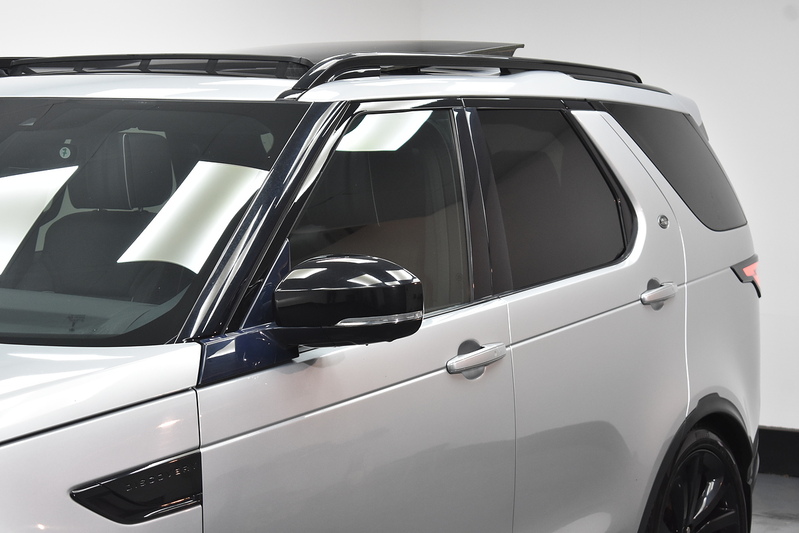 Land Rover Discovery SD V6 HSE Luxury - U6097